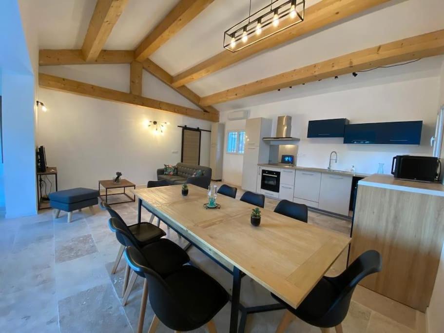 Villa Cigalons En Pleine Pinede Avec Piscine Chauffee De Mai A Septembre Auriol Luaran gambar