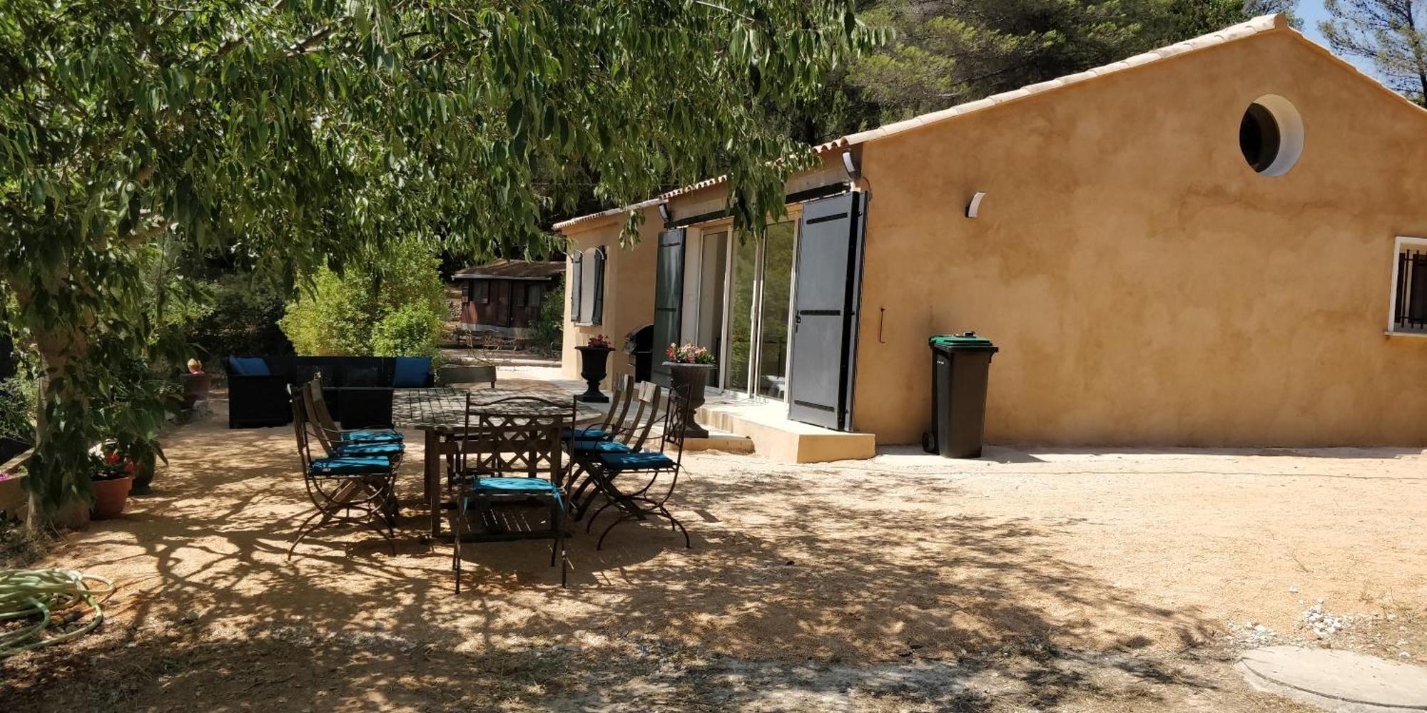 Villa Cigalons En Pleine Pinede Avec Piscine Chauffee De Mai A Septembre Auriol Luaran gambar